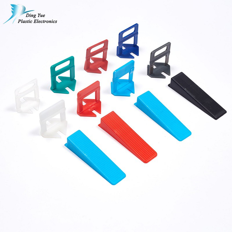 Durable System Leveling Wedges And Clips
